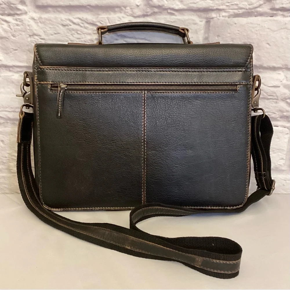 Wilson’s Leather Dark Brown Messenger Bag Laptop Vintage Briefcase Distressed